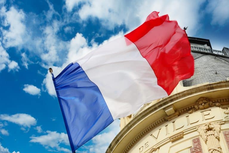 A Bordeaux, comment joindre les services de la mairie ?