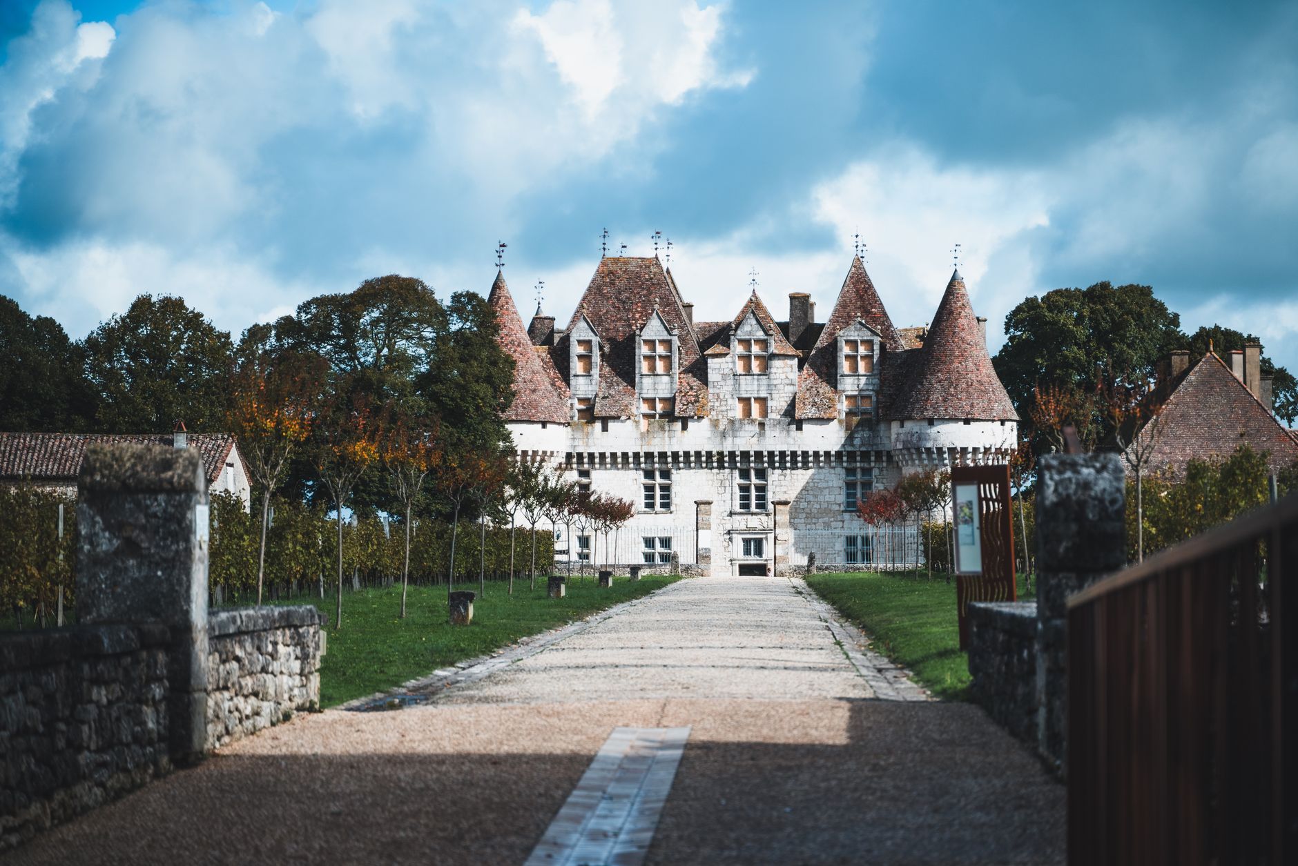 Quels châteaux visiter aux alentours de Bordeaux ?