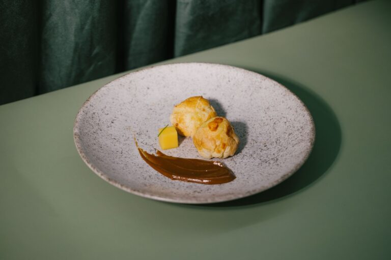 Que goûter lors d&rsquo;une dégustation de desserts exotiques à Bordeaux ?