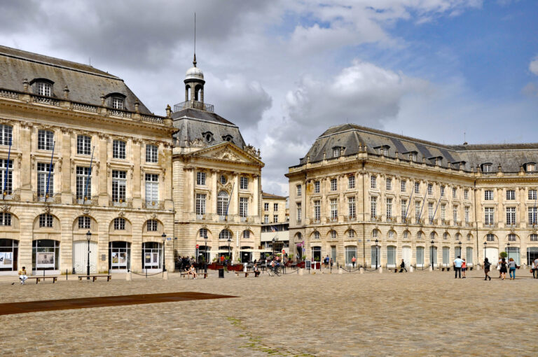 Météo à Bordeaux en automne : s’adapter aux journées changeantes